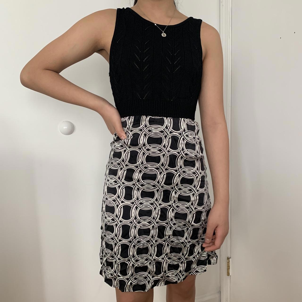 Bebe Dress- Cute Chain Pattern